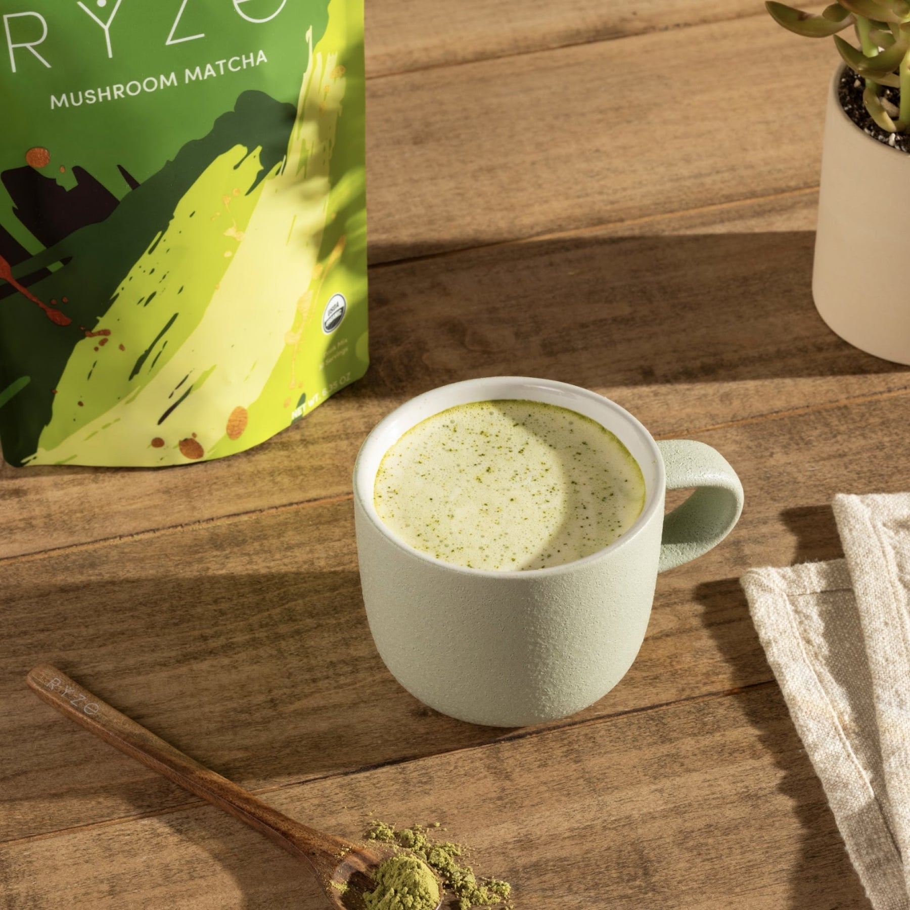RYZE Mushroom Matcha — Organic Instant Matcha Latte with Lion's Mane & King Trumpet, 30 Servings L5